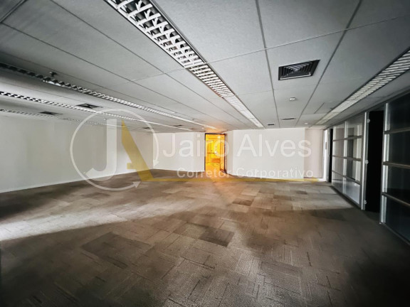 Imóvel Comercial para Alugar, 245 m² em Bela Vista - São Paulo