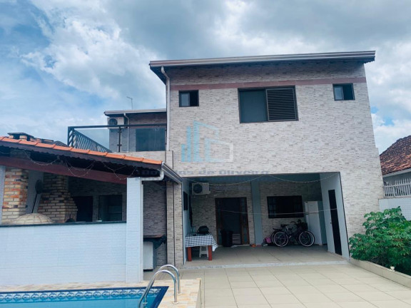 Imagem Casa com 3 Quartos à Venda, 219 m² em Ocian - Praia Grande Imagem Casa com 3 Quartos à Venda, 219 m² em Ocian - Praia Grande