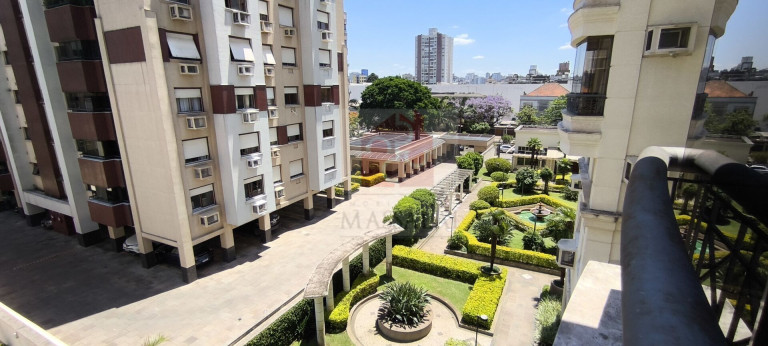 Imagem Apartamento com 3 Quartos à Venda, 133 m² em Menino Deus - Porto Alegre Imagem Apartamento com 3 Quartos à Venda, 133 m² em Menino Deus - Porto Alegre