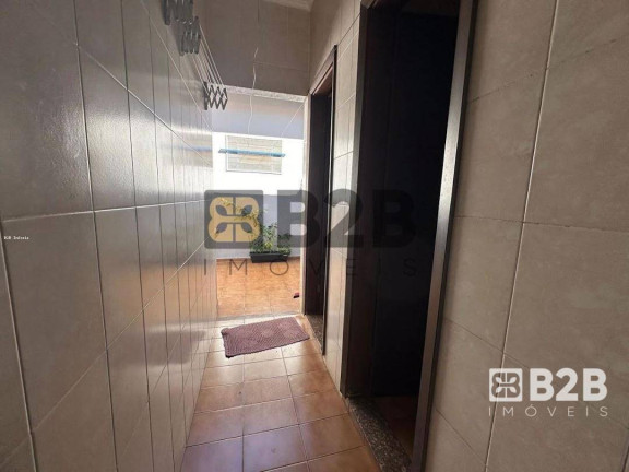 Imagem Casa com 3 Quartos à Venda, 242 m² em Vila Nova Cidade Universitária - Bauru Imagem Casa com 3 Quartos à Venda, 242 m² em Vila Nova Cidade Universitária - Bauru