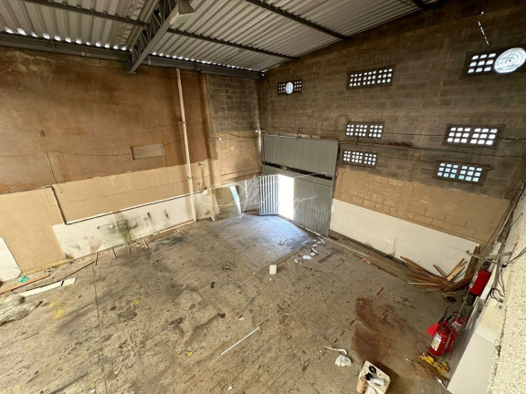 Imagem Imóvel Comercial para Alugar, 315 m² em Alterosas - Serra