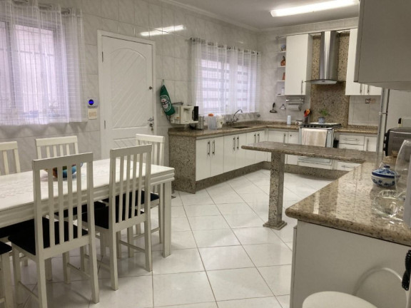 Imagem Casa com 3 Quartos à Venda, 309 m² em Vila Milton - Guarulhos Imagem Casa com 3 Quartos à Venda, 309 m² em Vila Milton - Guarulhos
