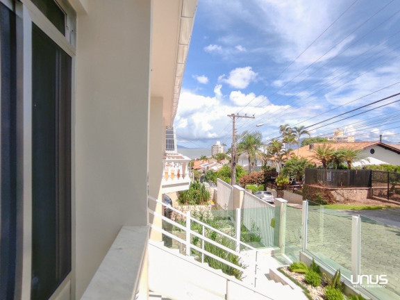 Imagem Casa com 6 Quartos à Venda, 360 m² em Itaguaçu - Florianópolis
