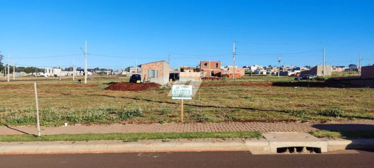Casa à Venda,  em Brazmadeira - Cascavel