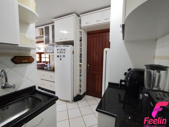 Imagem Casa com 4 Quartos à Venda, 355 m² em Campeche - Florianópolis Imagem Casa com 4 Quartos à Venda, 355 m² em Campeche - Florianópolis