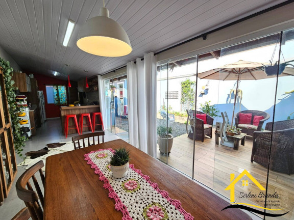 Imagem Casa com 4 Quartos à Venda, 288 m² em Centro - Balneário Barra Do Sul Imagem Casa com 4 Quartos à Venda, 288 m² em Centro - Balneário Barra Do Sul