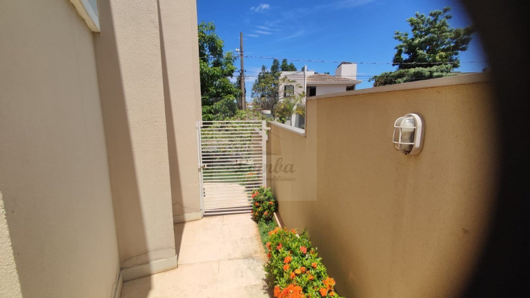 Casa com 5 Quartos à Venda, 382 m² em Jardim Itália - Cuiabá
