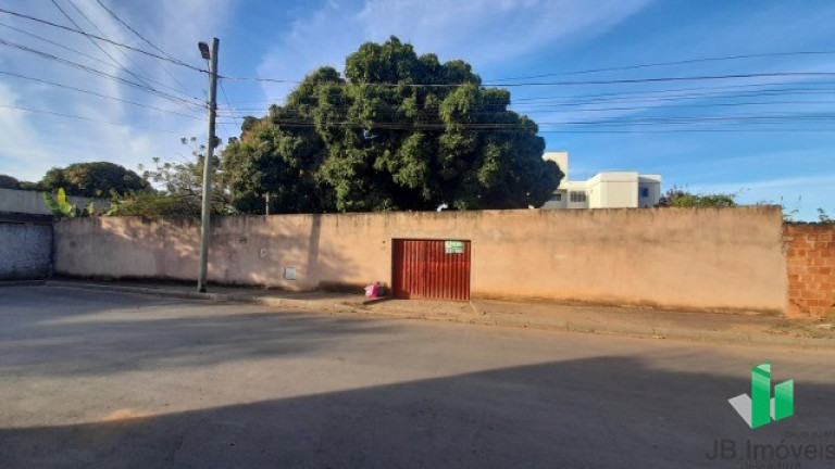 Imagem Casa com 3 Quartos à Venda, 136 m² em Planalto - Montes Claros Imagem Casa com 3 Quartos à Venda, 136 m² em Planalto - Montes Claros