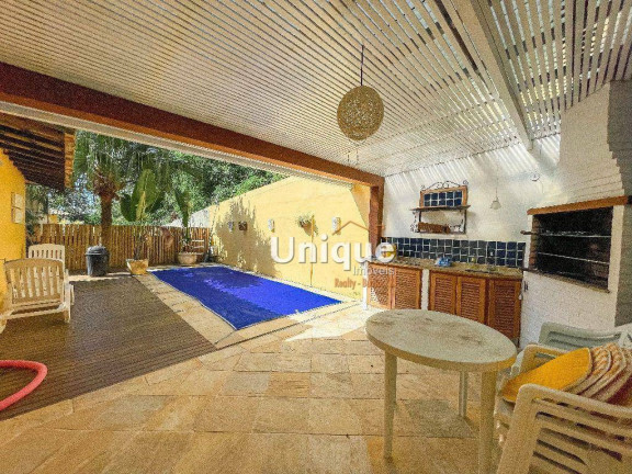 Imagem Casa com 4 Quartos à Venda, 180 m² em Ferradura - Armação Dos Búzios