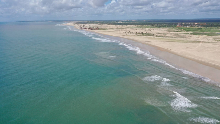 Imagem Terreno à Venda, 450 m² em Praia De Flecheiras - Trairi Imagem Terreno à Venda, 450 m² em Praia De Flecheiras - Trairi