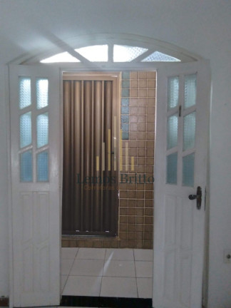 Imagem Casa com 2 Quartos à Venda, 80 m² em Itapuã - Salvador