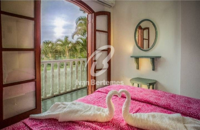 Imagem Sobrado com 2 Quartos para Temporada, em Canto Grande - Bombinhas Imagem Sobrado com 2 Quartos para Temporada, em Canto Grande - Bombinhas