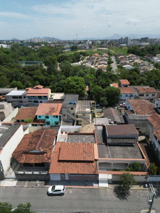 Imagem Casa com 3 Quartos à Venda, 200 m² em Parque Residencial Laranjeiras - Serra Imagem Casa com 3 Quartos à Venda, 200 m² em Parque Residencial Laranjeiras - Serra