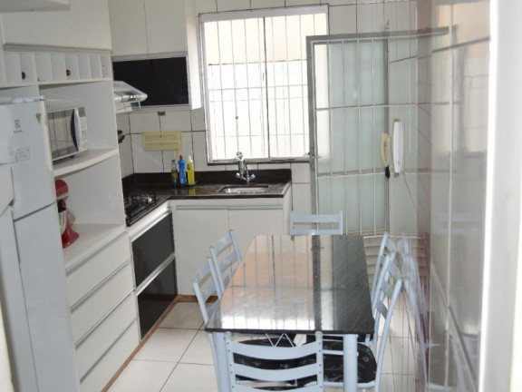 Imagem Casa com 2 Quartos à Venda, 90 m² em Industrial - Contagem