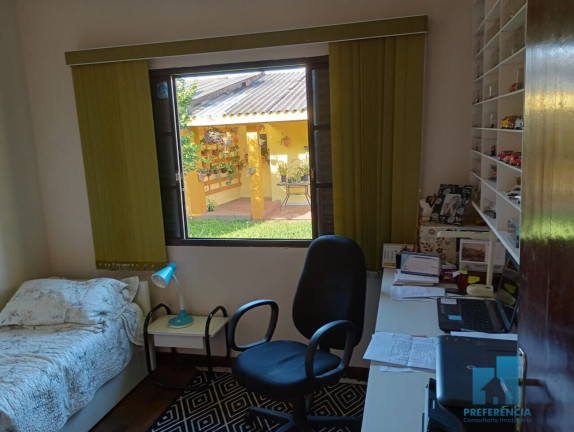 Imagem Casa com 3 Quartos à Venda, 240 m² em Cara Cara - Ponta Grossa