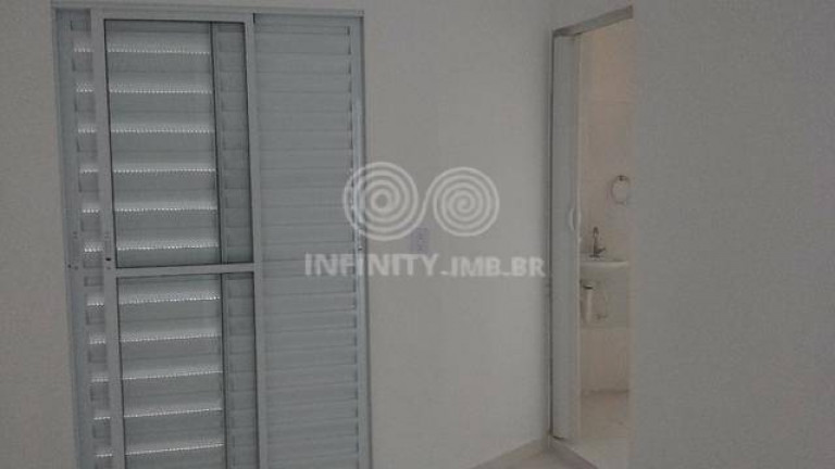 Imagem Casa com 5 Quartos à Venda, 741 m² em Vila Carrão - São Paulo