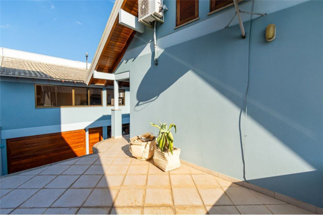 Imagem Casa com 4 Quartos à Venda,  em Moinhos De Vento - Canoas