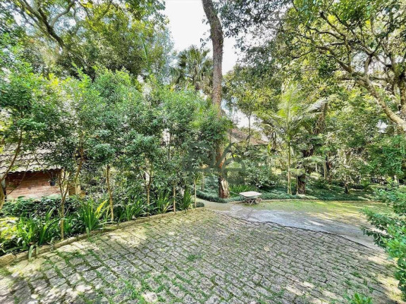 Imagem Casa com 3 Quartos à Venda, 363 m² em Fazendinha - Carapicuíba Imagem Casa com 3 Quartos à Venda, 363 m² em Fazendinha - Carapicuíba