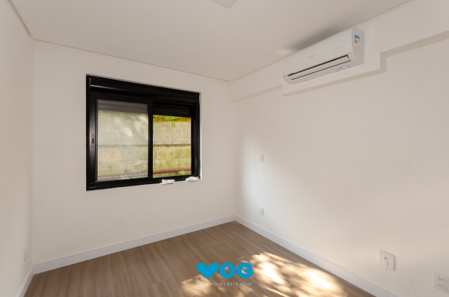 Imagem Imóvel com 1 Quarto para Alugar, 43 m² em Jardim Botânico - Porto Alegre Imagem Imóvel com 1 Quarto para Alugar, 43 m² em Jardim Botânico - Porto Alegre