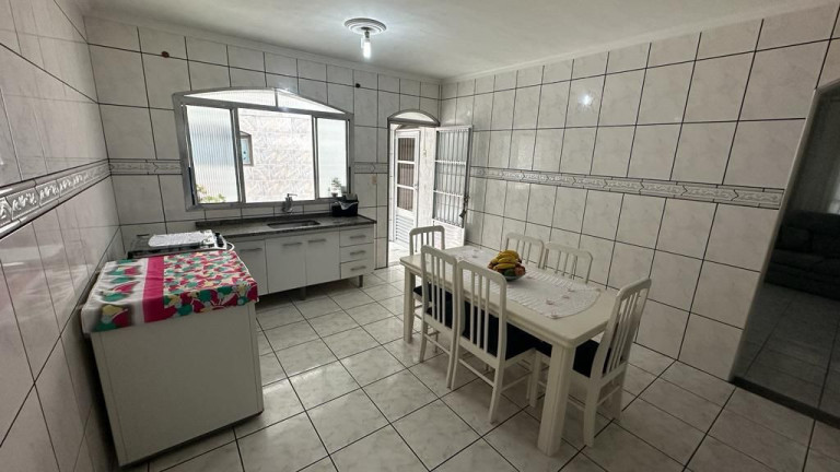 Imagem Sobrado com 2 Quartos à Venda, 400 m² em Jardim Carlos Cooper - Suzano Imagem Sobrado com 2 Quartos à Venda, 400 m² em Jardim Carlos Cooper - Suzano