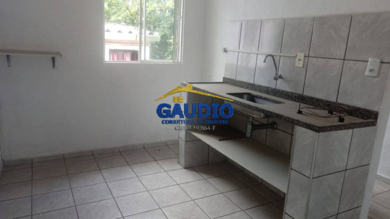 Imagem Apartamento com 2 Quartos para Alugar, 50 m² em Capão Redondo - São Paulo