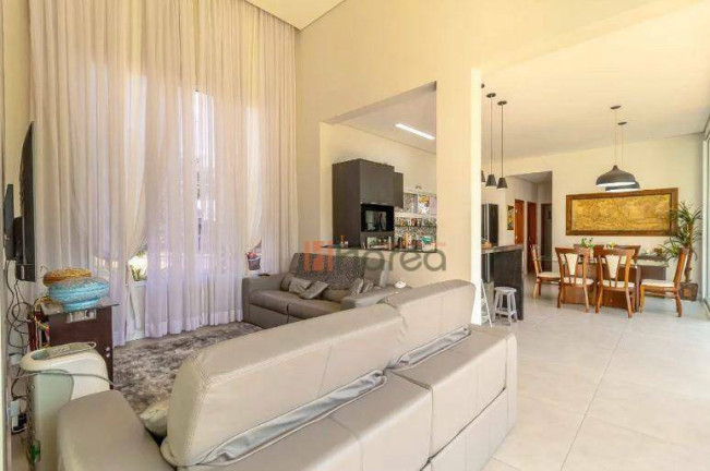 Imagem Casa com 3 Quartos à Venda, 285 m² em Vale Do Lago Residencial - Sorocaba Imagem Casa com 3 Quartos à Venda, 285 m² em Vale Do Lago Residencial - Sorocaba