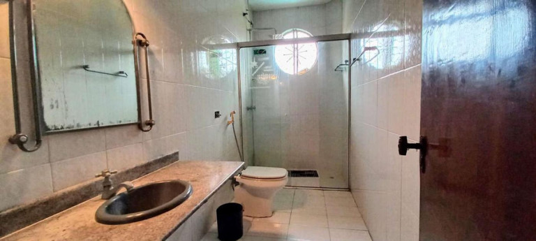 Imagem Casa com 4 Quartos à Venda, 350 m² em Anil - Rio De Janeiro Imagem Casa com 4 Quartos à Venda, 350 m² em Anil - Rio De Janeiro