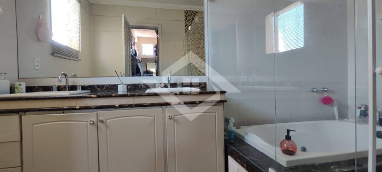 Imagem Casa com 3 Quartos à Venda, 322 m² em Taquara - Rio De Janeiro Imagem Casa com 3 Quartos à Venda, 322 m² em Taquara - Rio De Janeiro