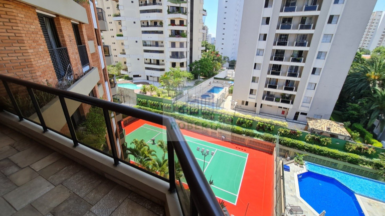 Imagem Apartamento com 3 Quartos à Venda, 276 m² em Campo Belo - São Paulo