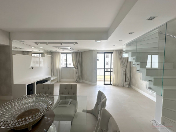 Imagem Apartamento com 3 Quartos à Venda, 317 m² em Agronômica - Florianópolis Imagem Apartamento com 3 Quartos à Venda, 317 m² em Agronômica - Florianópolis