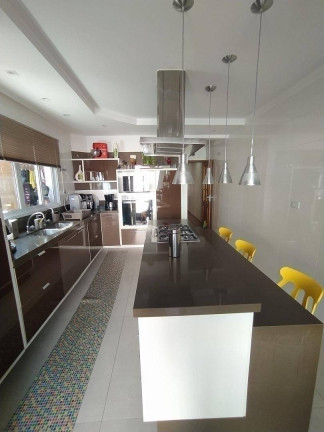 Imagem Casa com 4 Quartos à Venda, 154 m² em Canto Do Forte - Praia Grande Imagem Casa com 4 Quartos à Venda, 154 m² em Canto Do Forte - Praia Grande
