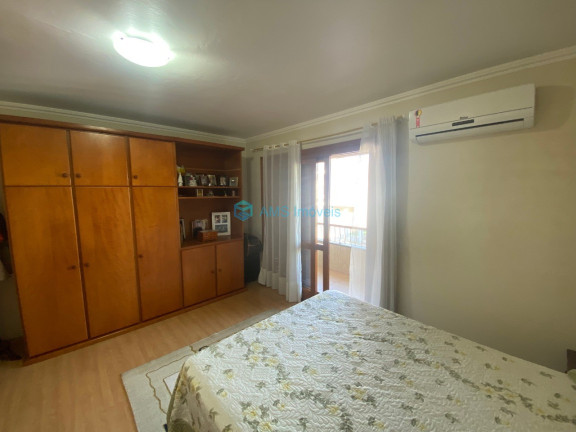 Imagem Sobrado com 3 Quartos à Venda, 185 m² em Moinhos De Vento - Canoas