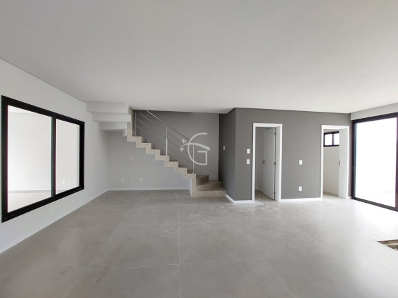 Imagem Casa com 3 Quartos à Venda, 150 m² em América - Joinville Imagem Casa com 3 Quartos à Venda, 150 m² em América - Joinville