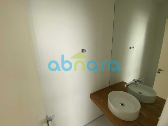 Imagem Cobertura com 3 Quartos à Venda, 300 m² em Copacabana - Rio De Janeiro Imagem Cobertura com 3 Quartos à Venda, 300 m² em Copacabana - Rio De Janeiro