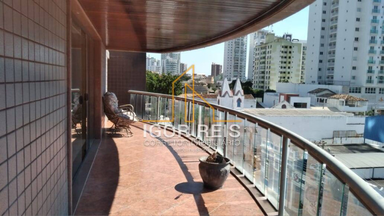 Apartamento com 4 Quartos à Venda,  em Centro - Campos Dos Goytacazes