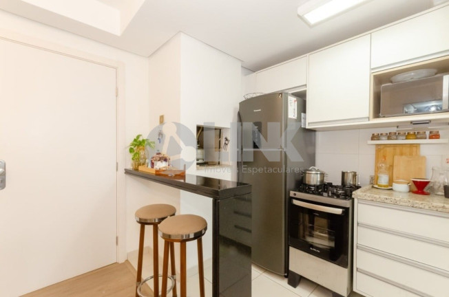 Imagem Apartamento com 3 Quartos à Venda, 65 m² em Petrópolis - Porto Alegre