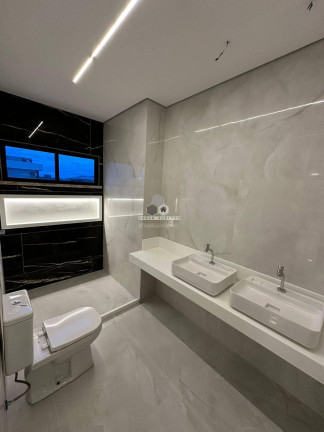 Imagem Casa à Venda, 273 m² Imagem Casa à Venda, 273 m²