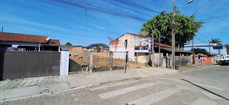 Imagem Sobrado com 2 Quartos à Venda, 74 m² em Armação - Penha Imagem Sobrado com 2 Quartos à Venda, 74 m² em Armação - Penha