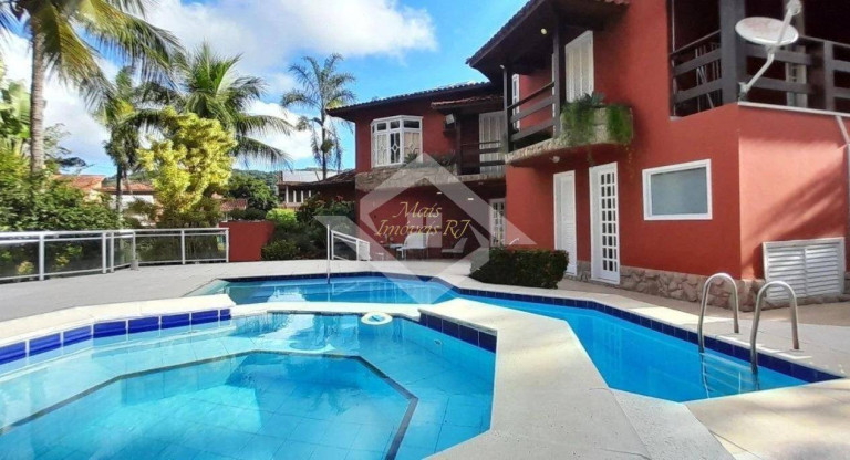Casa com 4 Quartos à Venda, 1.000 m² em Piratininga - Niterói