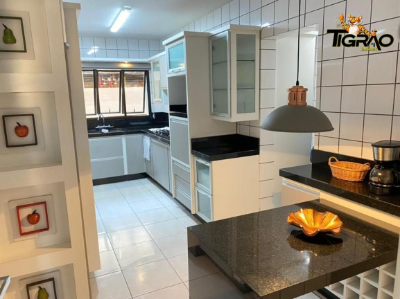 Imagem Apartamento com 3 Quartos à Venda, 189 m² em Centro - Itajaí Imagem Apartamento com 3 Quartos à Venda, 189 m² em Centro - Itajaí
