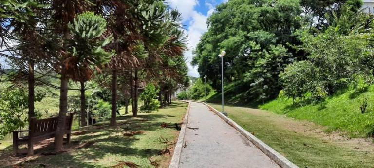 Imagem Terreno à Venda, 317 m² em Loteamento Itatiba Country Club - Itatiba Imagem Terreno à Venda, 317 m² em Loteamento Itatiba Country Club - Itatiba