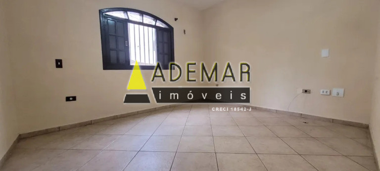 Imagem Casa com 5 Quartos à Venda, 254 m² em Eldorado - Diadema Imagem Casa com 5 Quartos à Venda, 254 m² em Eldorado - Diadema