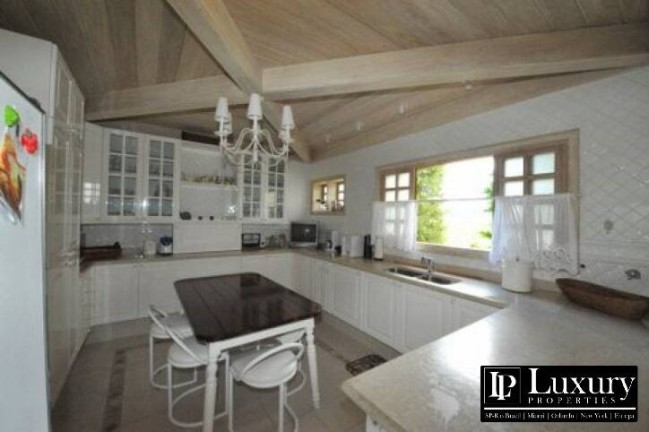 Imagem Casa com 6 Quartos à Venda, 400 m² em Capivari - Campos Do Jordão