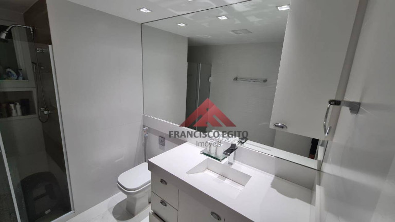 Imagem Apartamento com 3 Quartos à Venda, 120 m² em Icaraí - Niterói Imagem Apartamento com 3 Quartos à Venda, 120 m² em Icaraí - Niterói