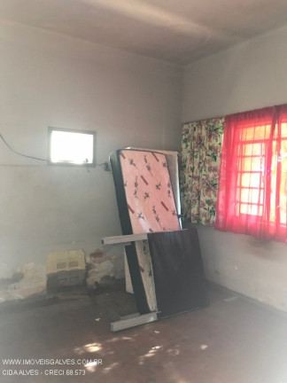 Imagem Casa com 4 Quartos à Venda, 432 m² em Saracuruna - Duque De Caxias