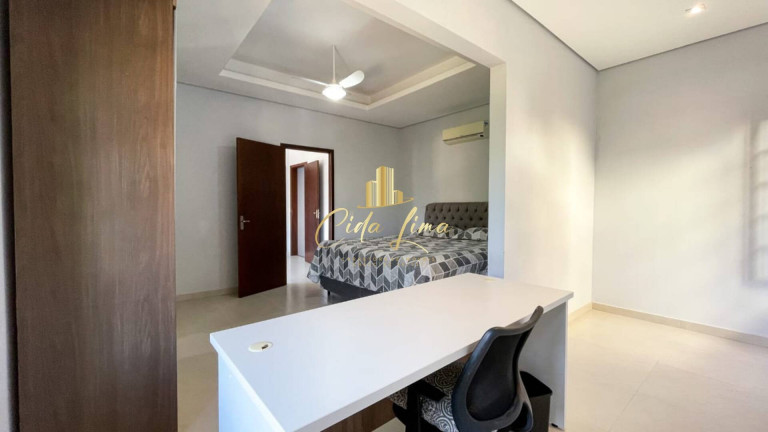 Imagem Casa com 3 Quartos à Venda, 228 m² em Rio Tavares - Florianópolis