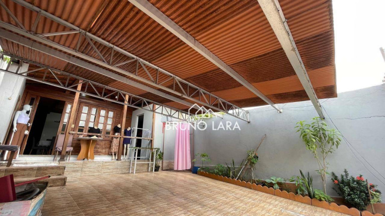 Imagem Casa com 2 Quartos à Venda, 180 m² em Niterói - Betim Imagem Casa com 2 Quartos à Venda, 180 m² em Niterói - Betim
