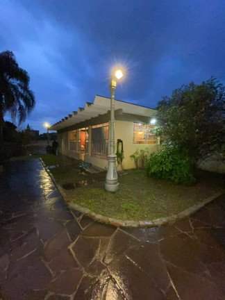 Imagem Casa com 3 Quartos à Venda, 400 m² em Centro - Itaqui