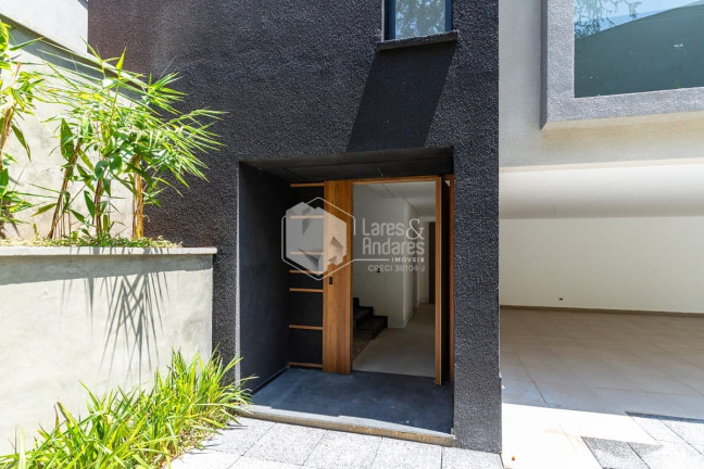 Imagem Casa com 4 Quartos à Venda, 719 m² em Jardim Cordeiro - São Paulo Imagem Casa com 4 Quartos à Venda, 719 m² em Jardim Cordeiro - São Paulo
