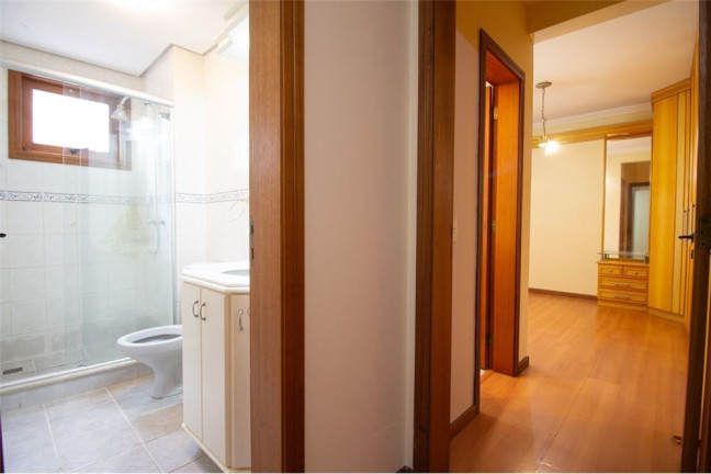 Imagem Apartamento com 3 Quartos à Venda, 157 m² em Menino Deus - Porto Alegre Imagem Apartamento com 3 Quartos à Venda, 157 m² em Menino Deus - Porto Alegre